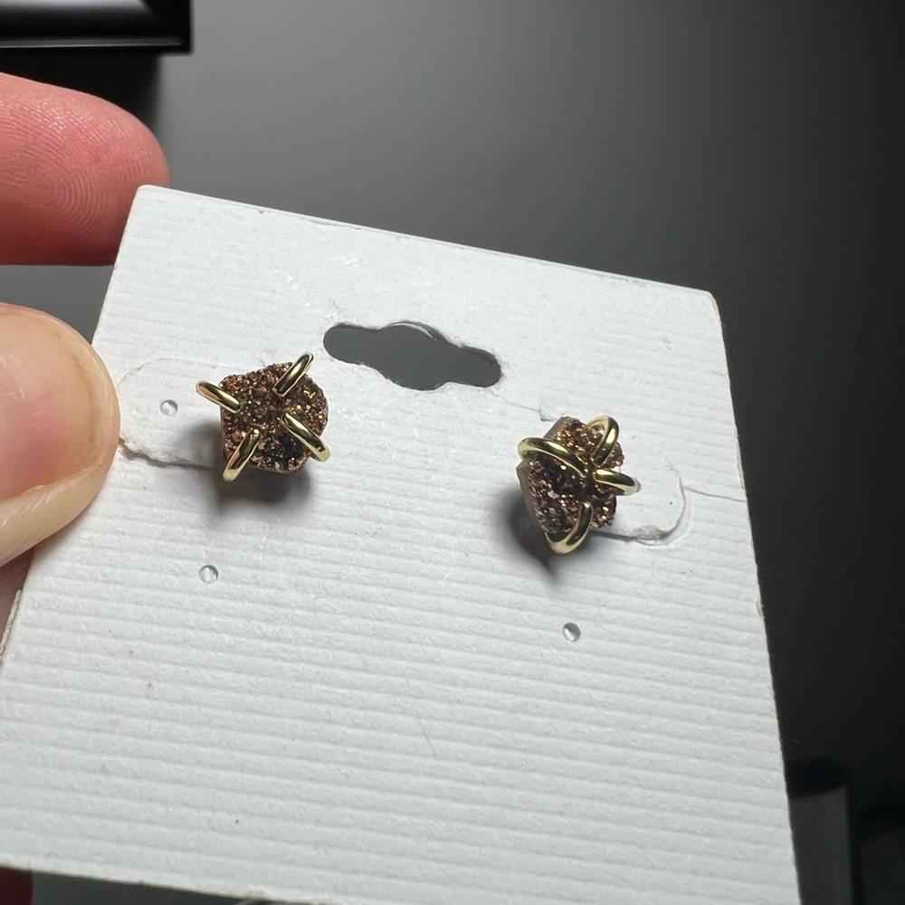 Bronze Rhinestone with gold prong stud earrings